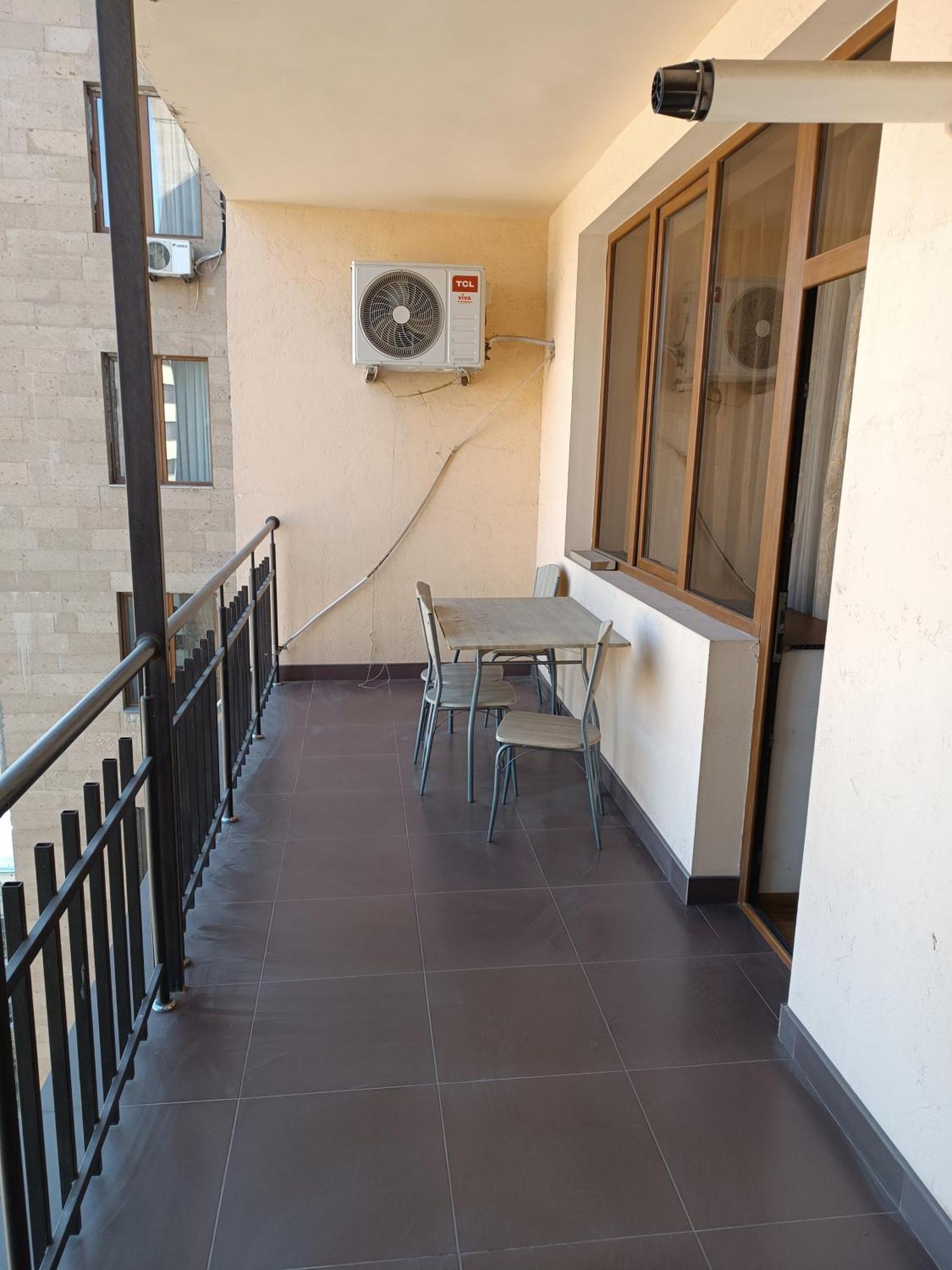 Rent Inn Yerevan On Arami Street Ngoại thất bức ảnh
